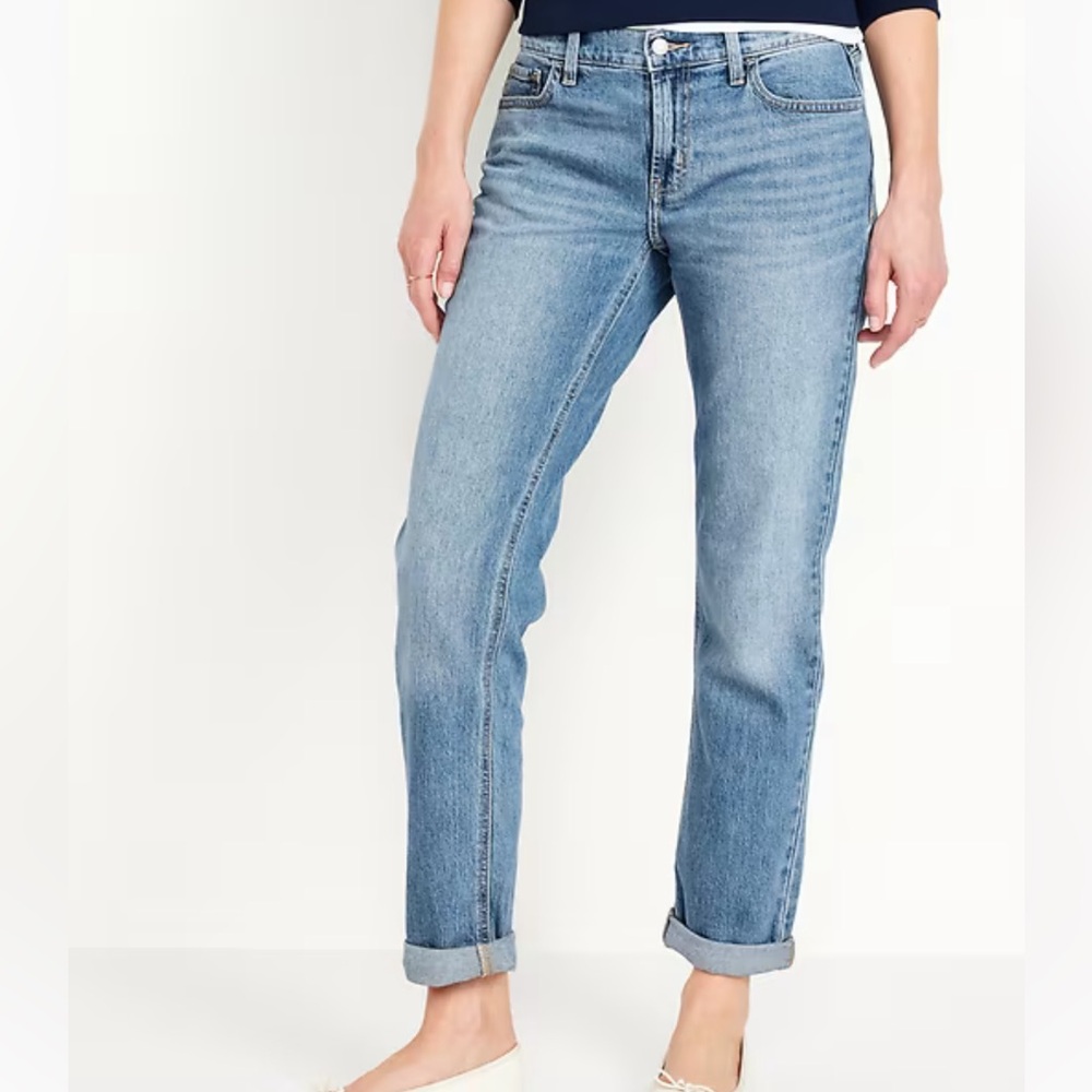 Old Navy Wow Boyfriend Mid-rise Straight-Leg Women’s Jeans